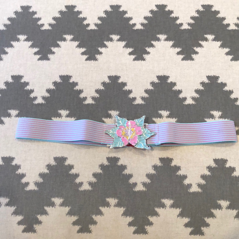 Stretchy Divided H&M belt, size Large